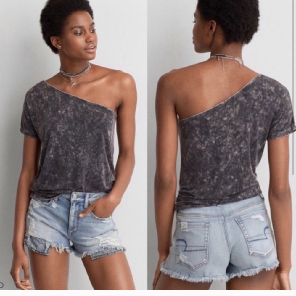 American Eagle off the shoulder shirt in blue